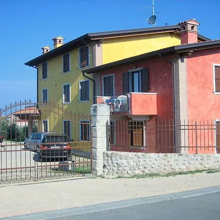 Casale A Tre Vakantiehuis Lazise